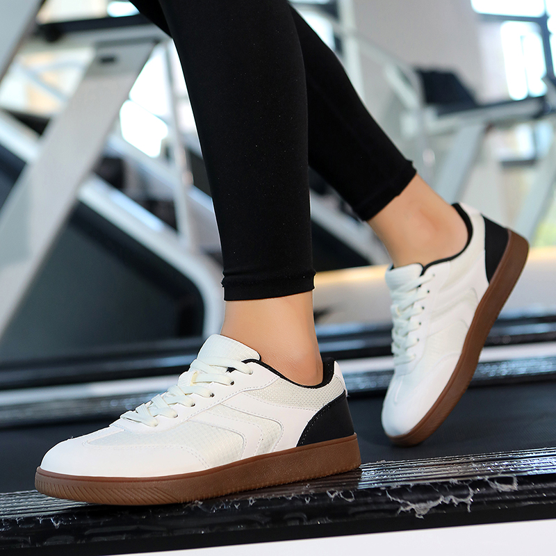 Schoenen met brede teen Unisex - Outdoor Sport Court recensie en prijs