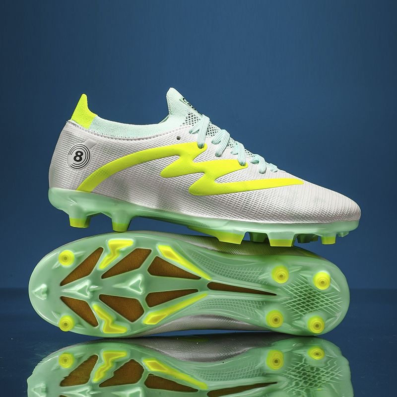 Klassieke merkvoetbalschoenen  - Outdoor Sport Court recensie en prijs