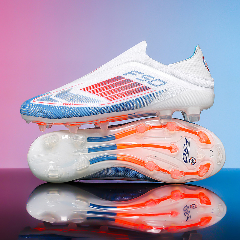 Nieuwe voetbalschoenen voor he - Outdoor Sport Court recensie en prijs